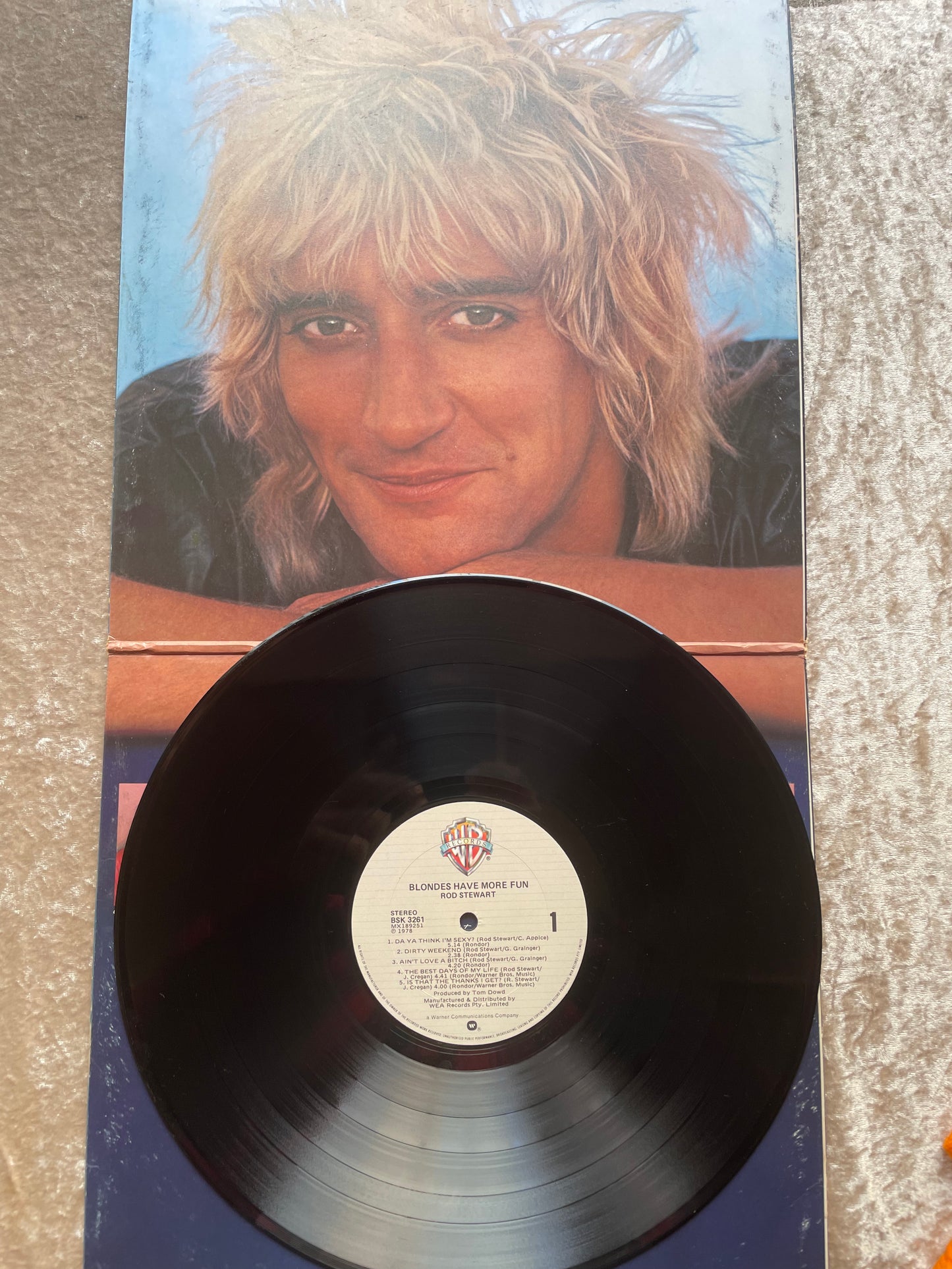 Vinyl Record LP Rod Stewart Blondes Have More Fun 1978