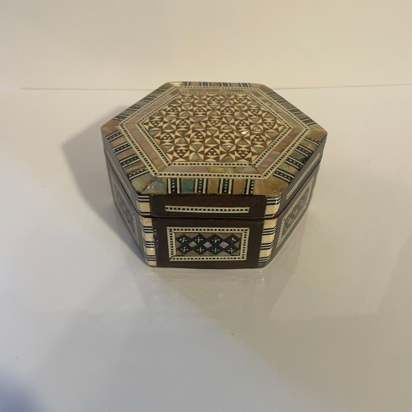 Box Hexagon 2-2