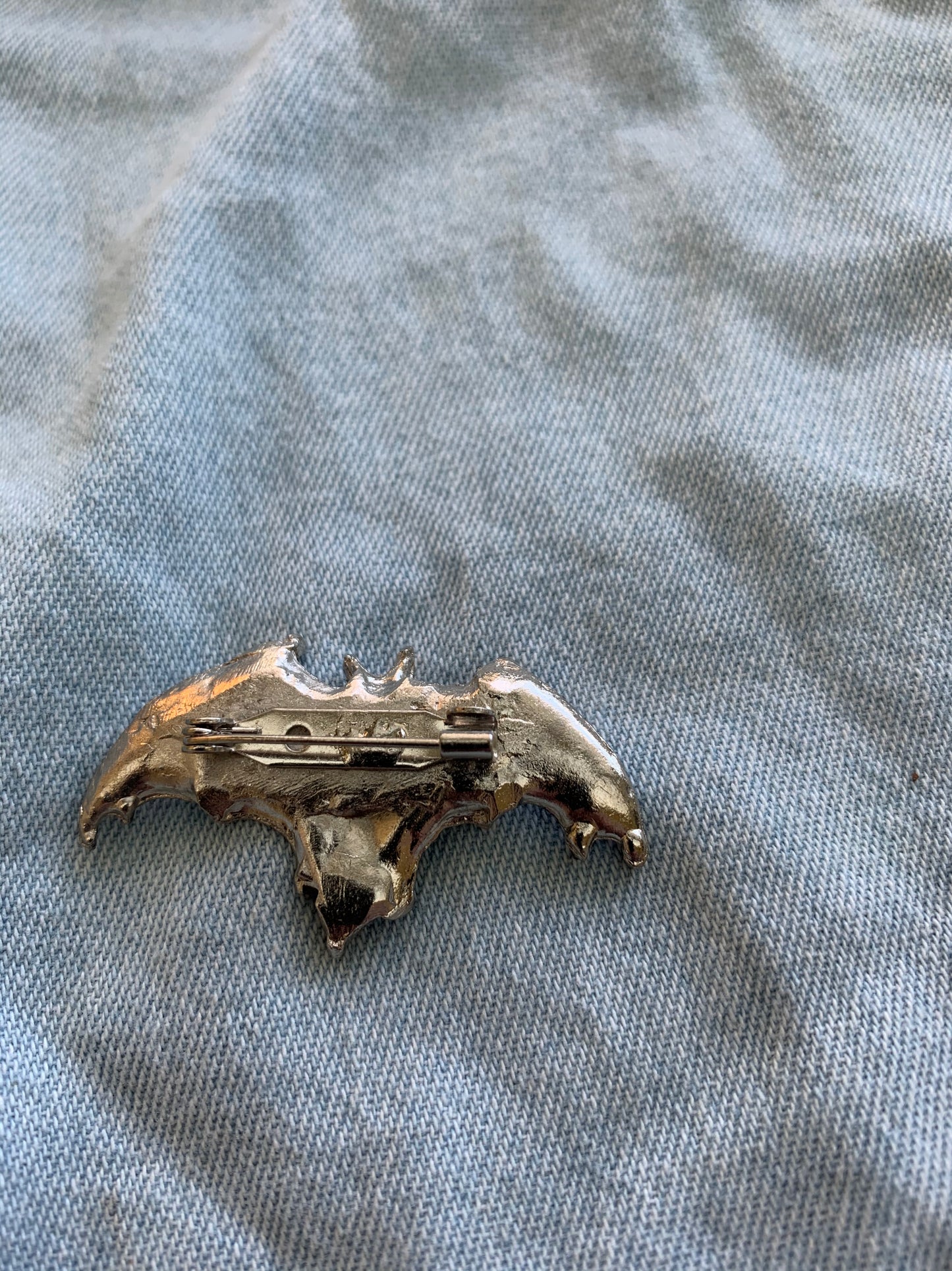 Pin Brooch Bat