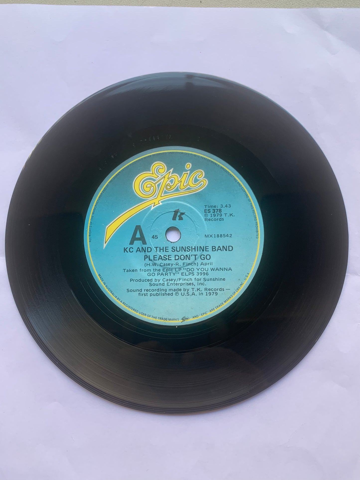 Record Single KC and the Sunshine Band Please don’t Go 1979