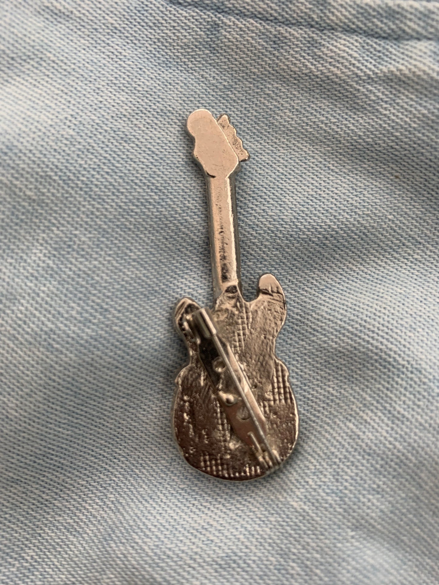 Pin Brooch Guitar Skull