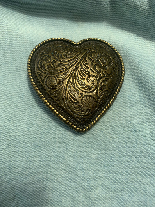 Belt Buckle Heart Golden Front