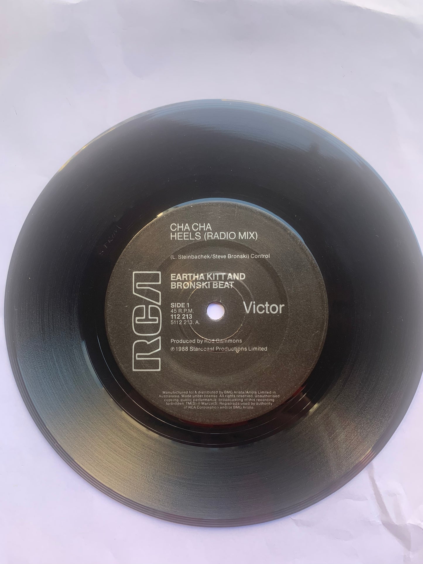 Record Single Eartha Kitt & Bronsky Beat Cha Cha Hills 1988